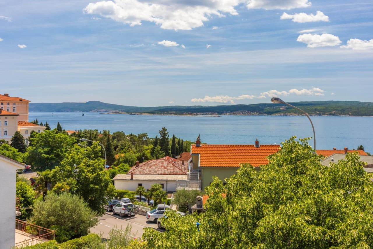 Summer Breeze Apartment Crikvenica Exterior photo